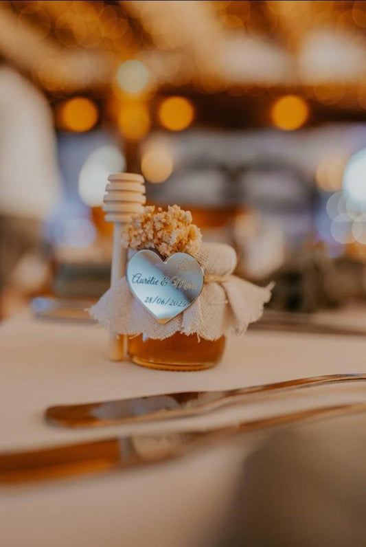 Pot de Miel Chic personnalisé Aurélie et Marc pour leur mariage, cadeau invité réalisé par Mon Cadeau Invité