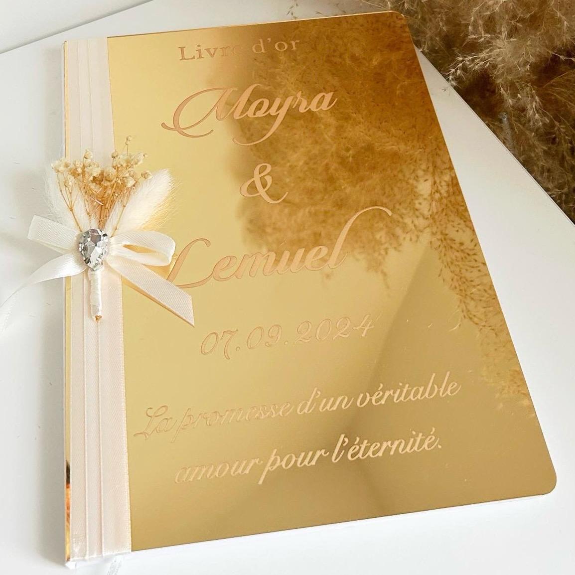 Livre d'Or Promesse personnalisé avec gravure plexiglas doré pour mariage