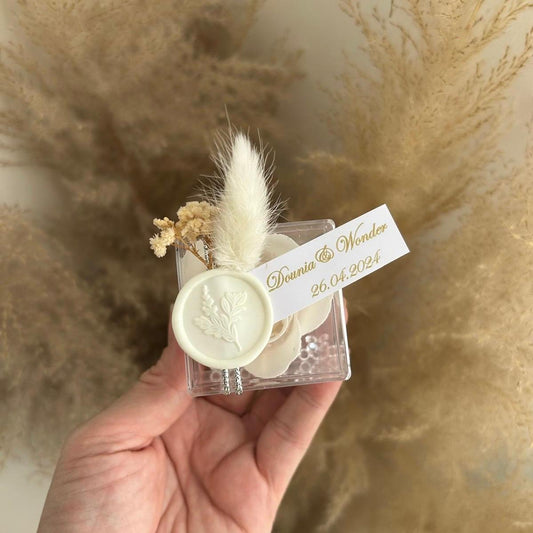 Rose de Savon Sisi personnalisée en boîte transparente – cadeau invité mariage